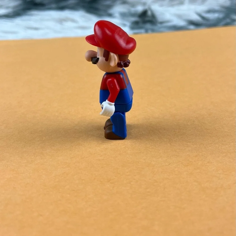 Nintendo Super Mario Bros Figure 2